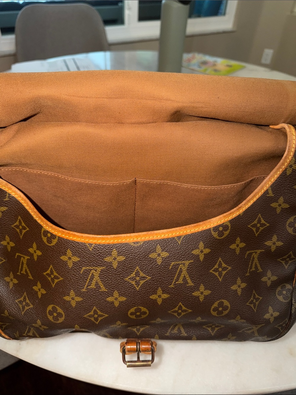 Louis Vuitton Monogram Canvas Messenger Bag - Picture 14 of 17